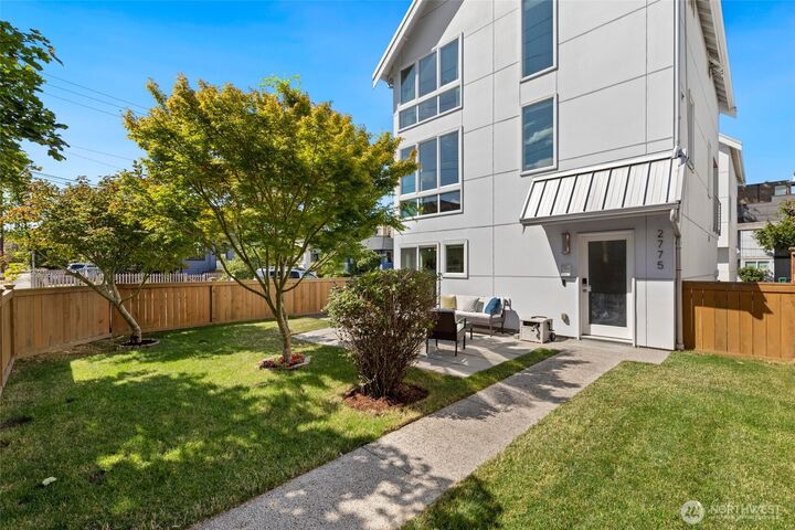 Property Photo:  2775  59th Avenue SW  WA 98116 