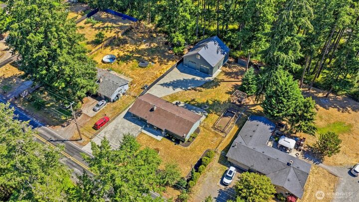 Property Photo:  20913  22nd Avenue E  WA 98387 