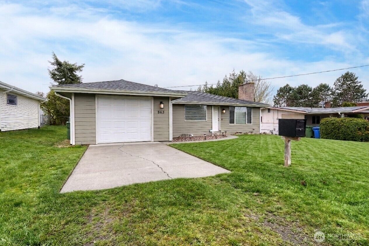 Property Photo: 863 SE 6th Avenue WA 98277