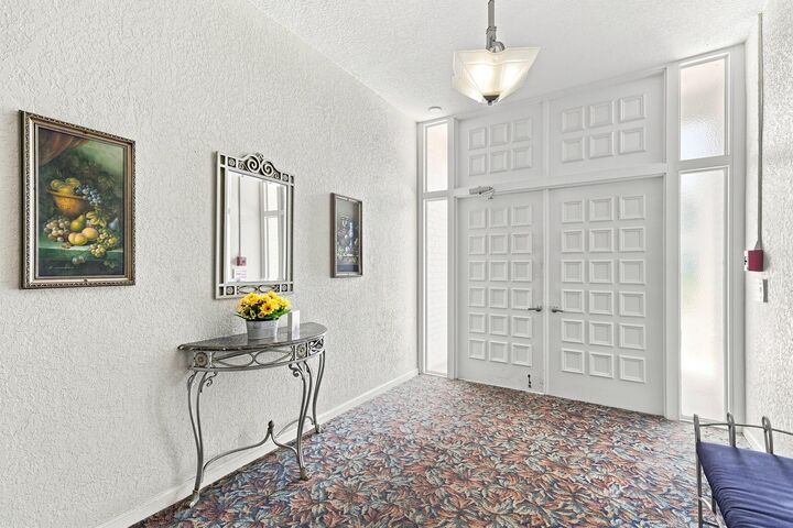 Property Photo: 2211 NE 67th Street 1102 FL 33308