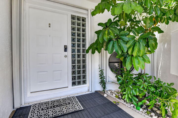 Property Photo: 327 NW 36th Avenue FL 33442