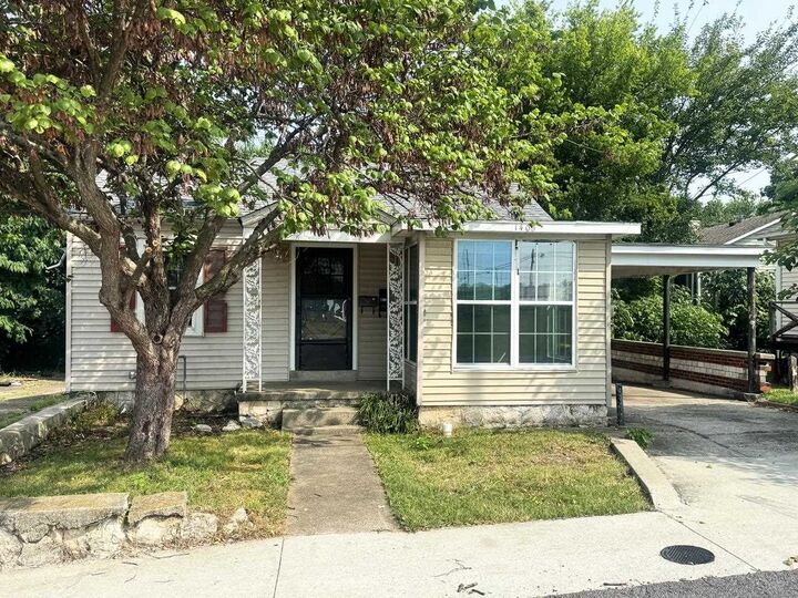 Property Photo:  1403 Greenwood Alley  KY 42101 