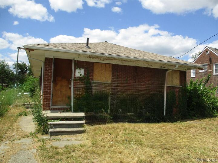 Property Photo: 12052 Stoepel Street MI 48204