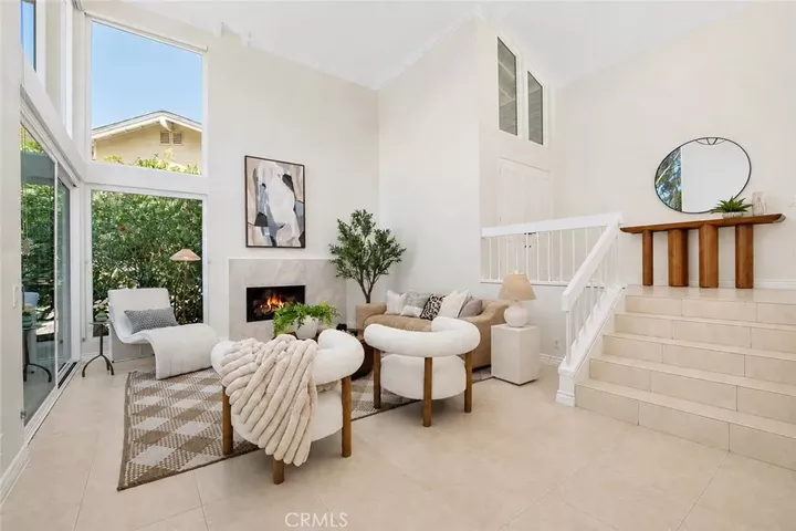 Property Photo:  40 Morning View  CA 92603 