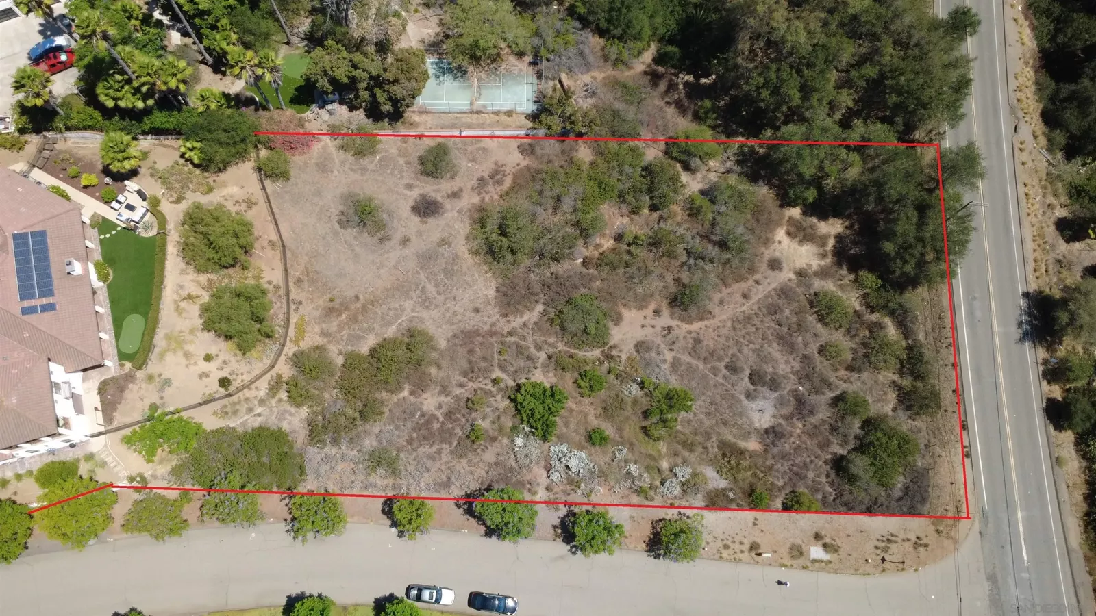 Property Photo:  1986 Via Rancho Pkwy Pm08260  CA 92029 