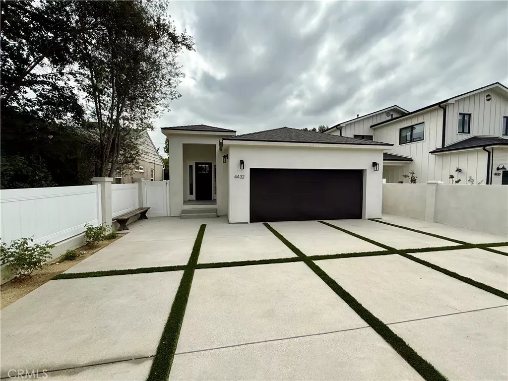 Property Photo:  4432 Laurelgrove Avenue  CA 91604 