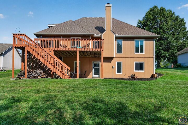 Property Photo:  3831 SW Friar Rd  KS 66610 