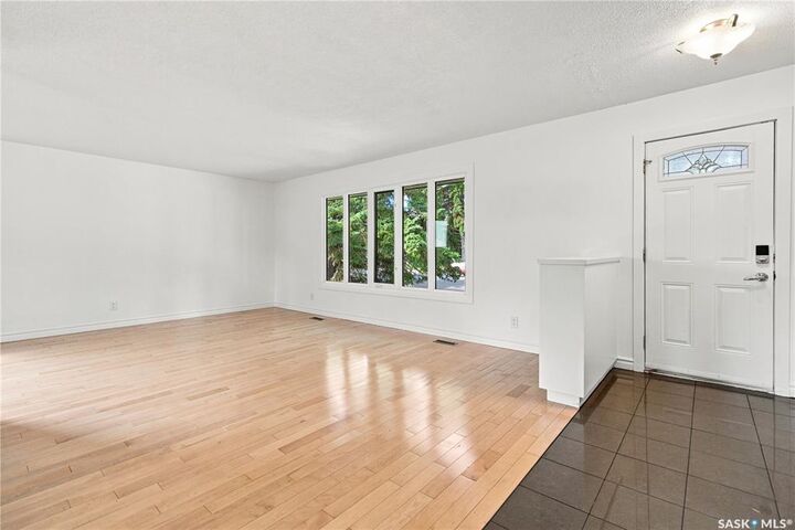 Property Photo: 4059 Elphinstone Street SK S4S 3L1