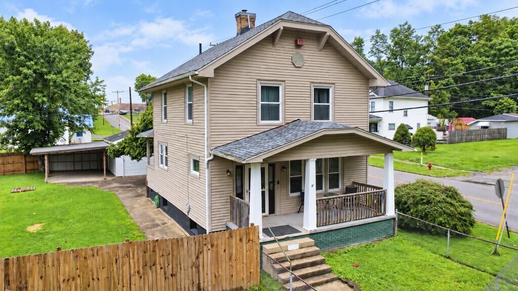 Property Photo:  1625 Mabert  OH 45662 
