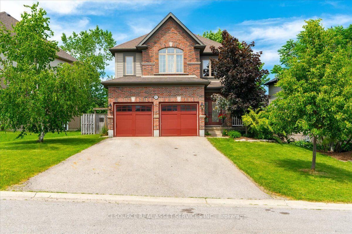 Property Photo: 850 Teakwood Lane ON N6H 0E5