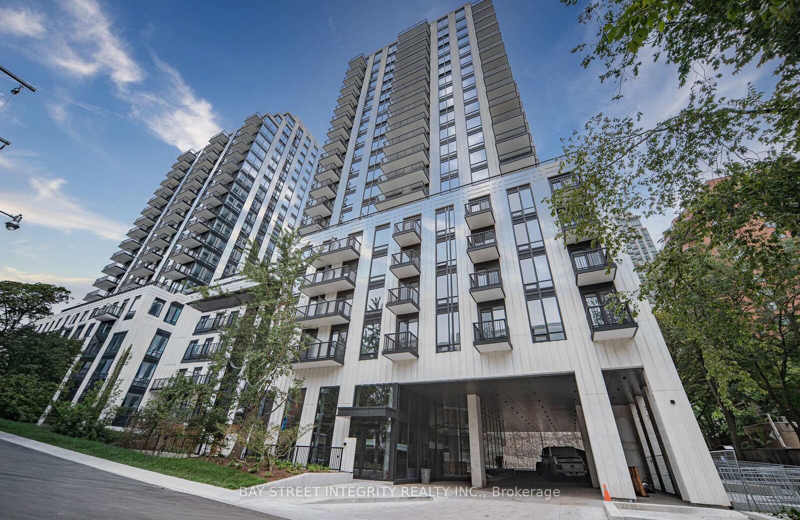 Property Photo:  91 Montclair Avenue 702  ON M5P 0B1 