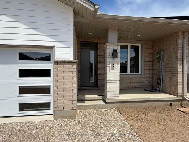Photo de la propriété:  8 Finch Street  ON N4G 0L9 