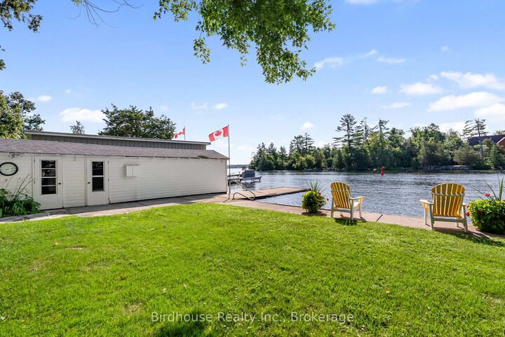Photo de la propriété: 99 Riverside Drive ON K0M 1A0