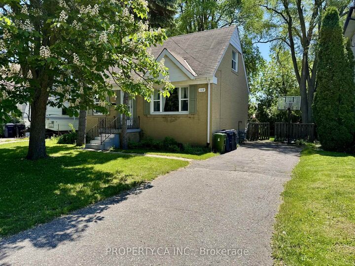 109 Pleasant Avenue — photo 1