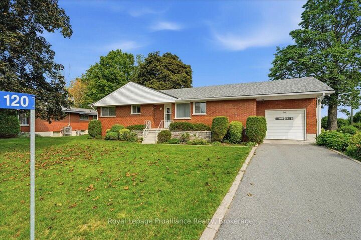 Property Photo:  120 Sidney Crescent  ON K0K 1E0 
