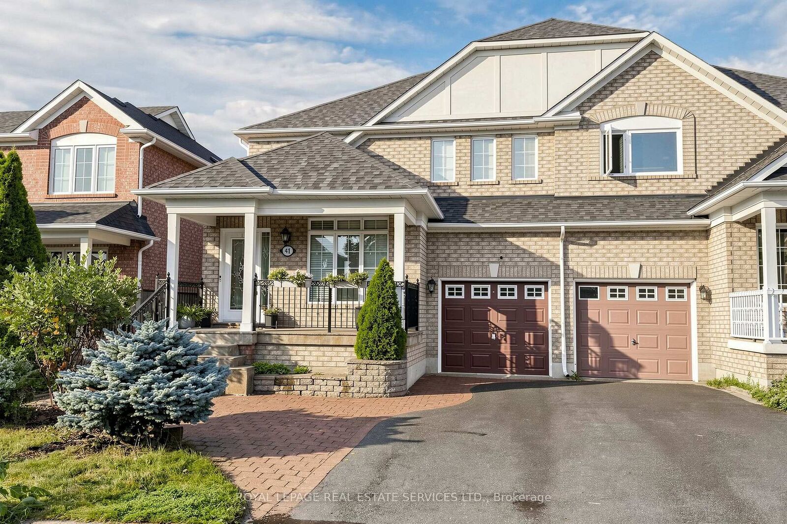 Property Photo: 41 Convoy Crescent ON L6A 3H3