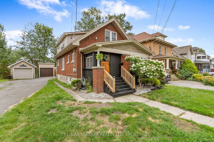 Property Photo: 214 Kent Street ON L3K 3A1