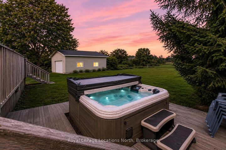 Property Photo: 28 Marl Creek Drive ON L0L 2K0