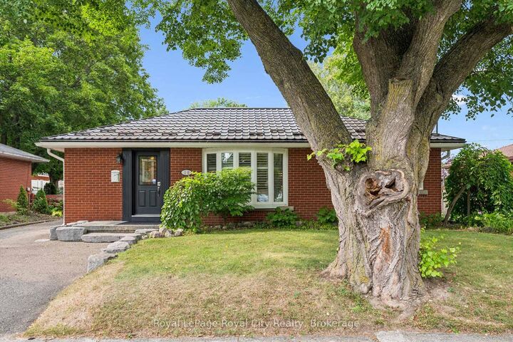 10 Sumac Place — photo 1