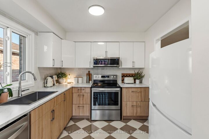 Property Photo: 42 Glanville Crescent ON L1C 4L7