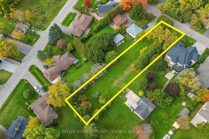 Property Photo:  39 Maple Grove Avenue  ON L4E 2V1 