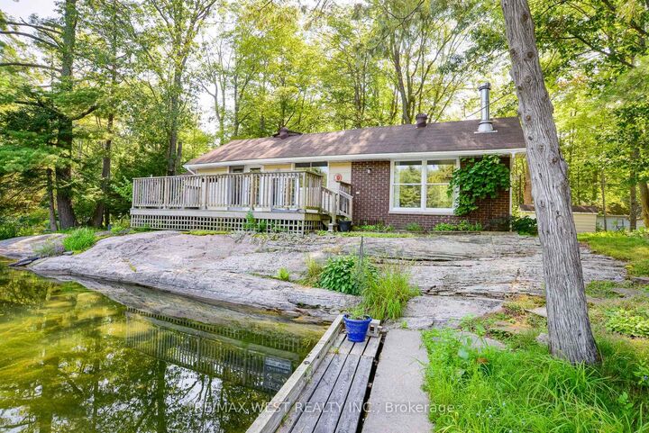 Property Photo:  8060 Oakridge Drive  ON L0K 2B0 