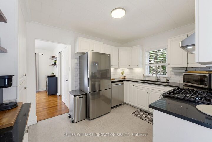 Property Photo: 535 Argyle Avenue N ON N4W 1N7
