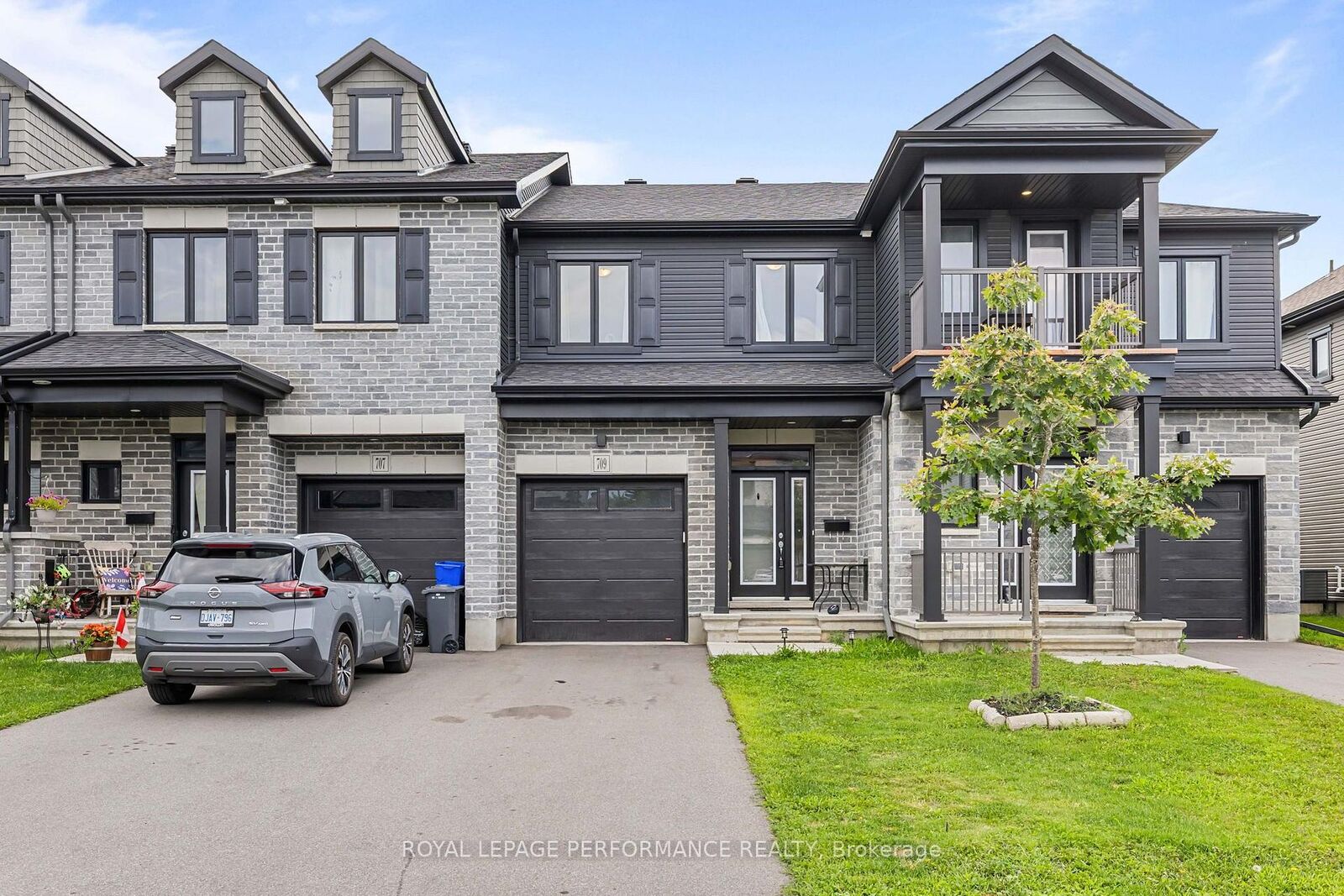 Property Photo: 709 Namur Street ON K0A 1W0