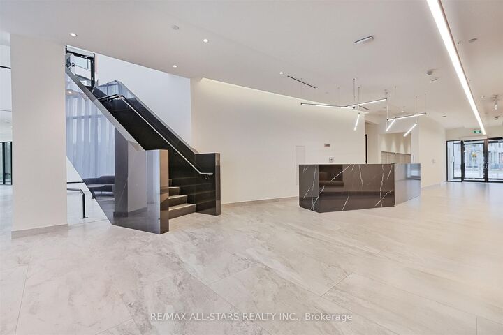 Property Photo: 2 David Eyer Road 124 ON L4S 0N6