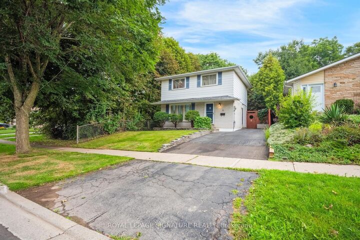 Property Photo: 77 McCraney Street W ON L6H 1H5