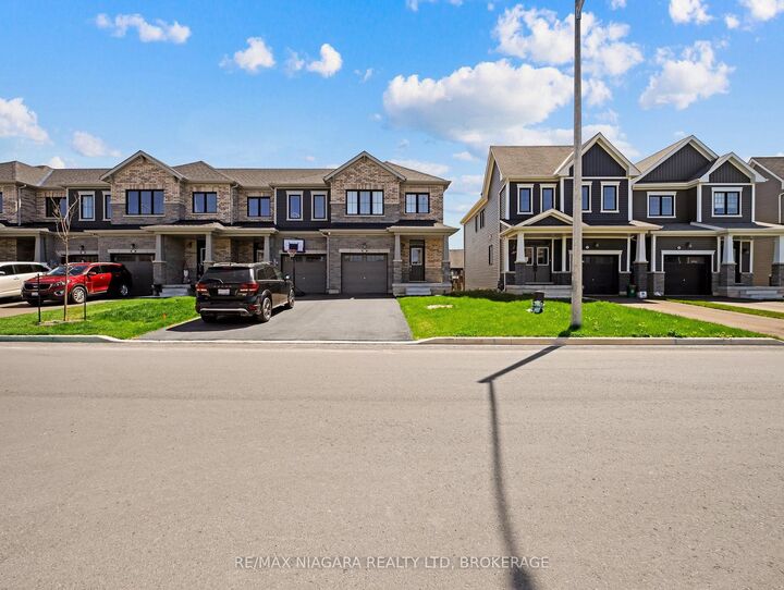 Property Photo:  309 Vanilla Trail  ON L2E 6S4 