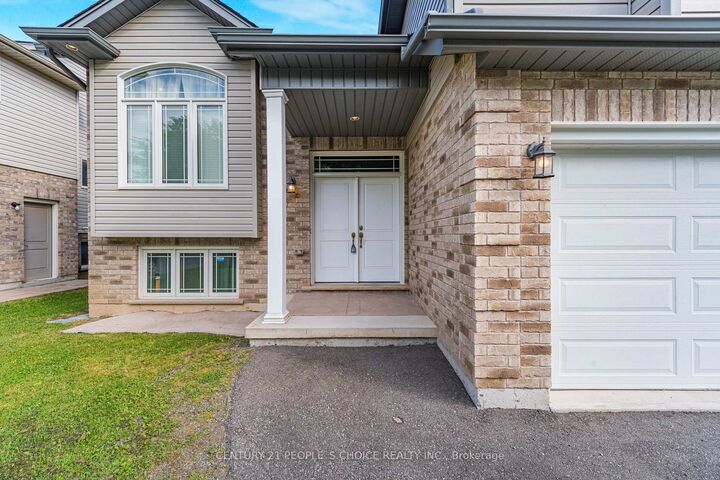 Property Photo:  6534 Sam Iorfida Drive  ON L2G 0H5 