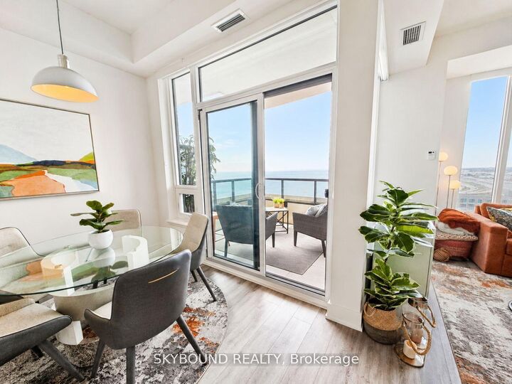 Property Photo:  385 Winston Road 1806  ON L3M 0J3 