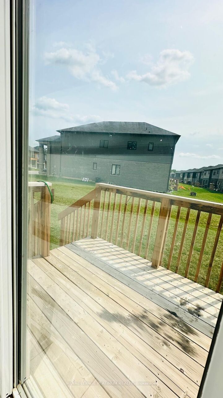 Property Photo:  74 Macklin Street  ON N3V 0B7 