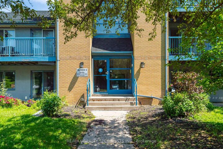 Property Photo:  95 Trailwood Drive 612  ON L4Z 3L2 