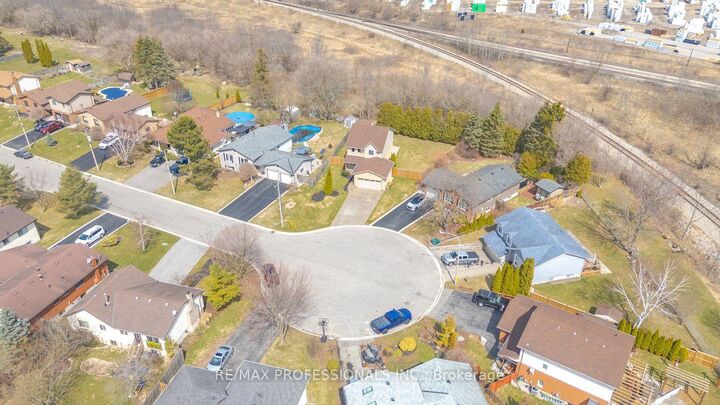 Property Photo: 200 Morrison Drive ON N3W 1A8