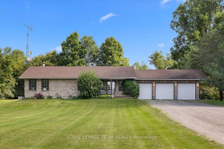 Property Photo: 2754 Tatlock Road ON K0A 1P0