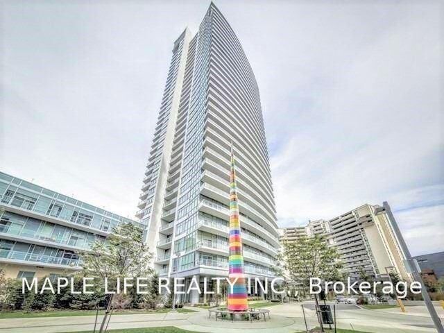 Property Photo: 70 Forest Manor Road 3202 ON M2J 0A9