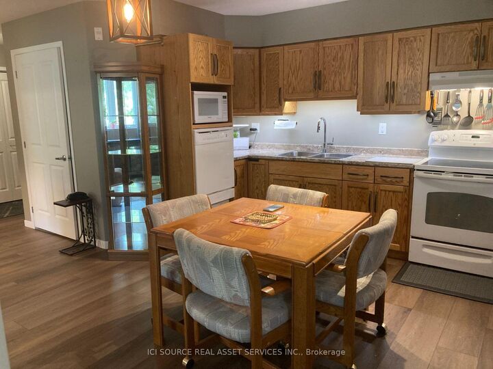 Property Photo: 850 Alpha Street 101 ON N4K 5W8