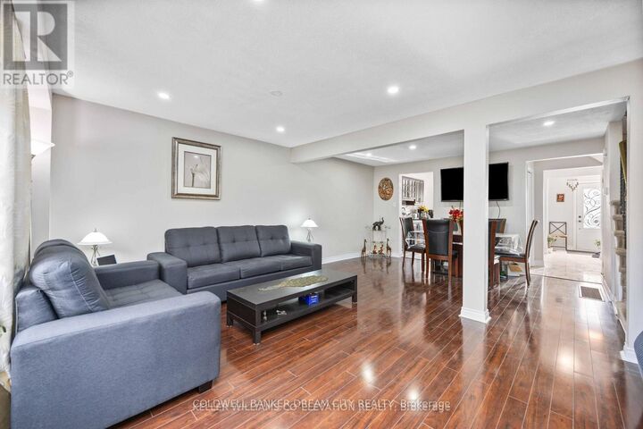 Property Photo:  3073 Ireson Court Upper  ON L4T 1N7 