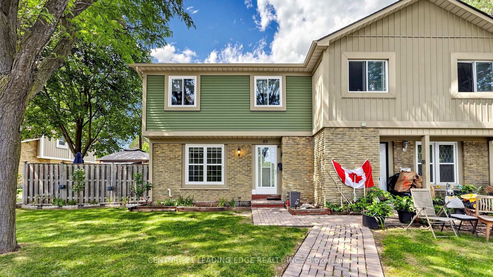 Property Photo: 6650 Falconer Drive 85 ON L5N 1B5