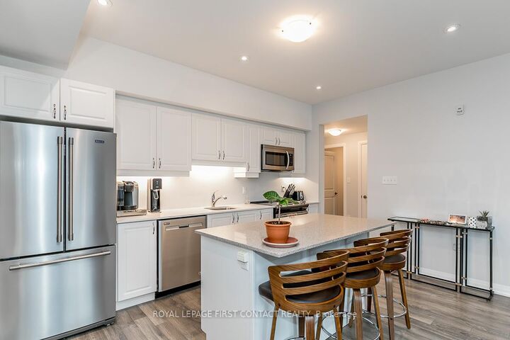 Property Photo: 300 Essa Road 501 ON L9J 0B9