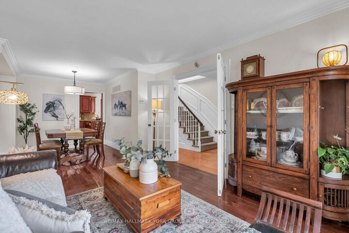 Property Photo: 606 Haines Road ON L3Y 6V5