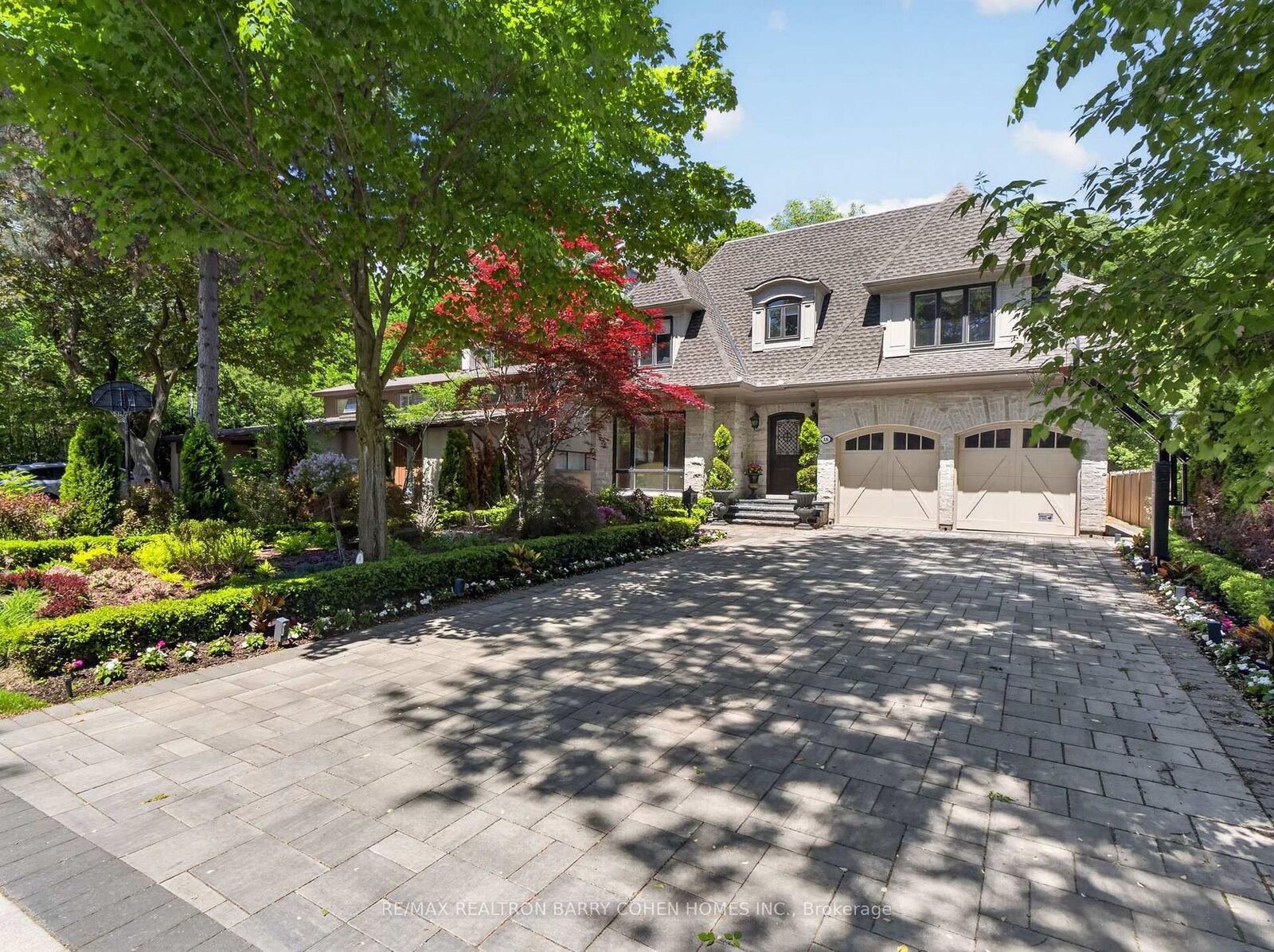 Property Photo: 18 Brookfield Road ON M2P 1A9