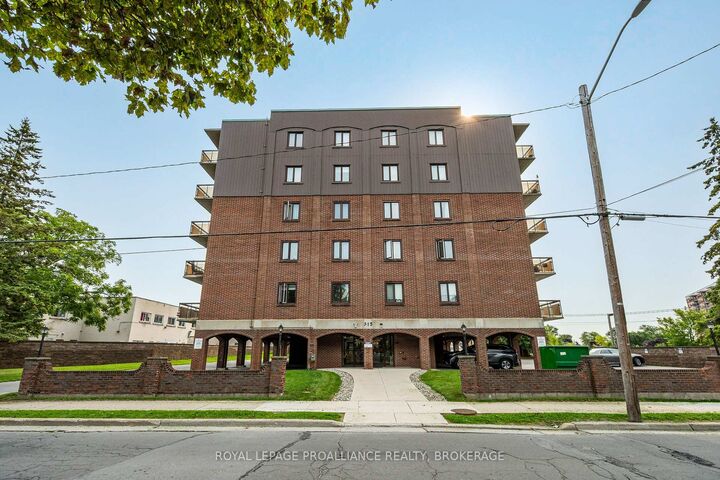 315 Regent Street 201 — photo 1