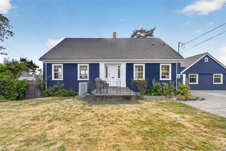 Property Photo: 436 Constance Ave BC V9A 6N3