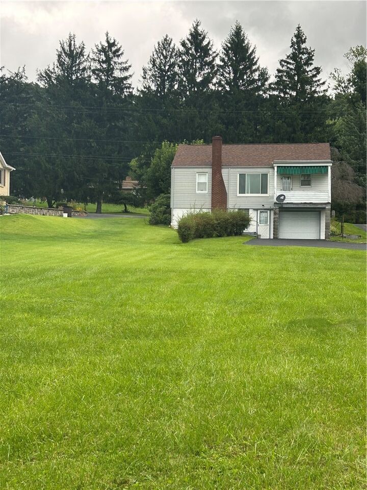 Property Photo:  423 Arona Rd  PA 15672 