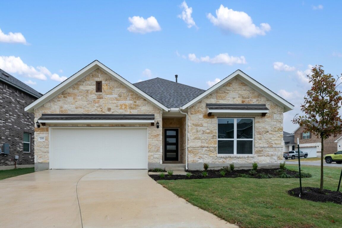 Property Photo:  313 Possumhaw Lane  TX 78666 