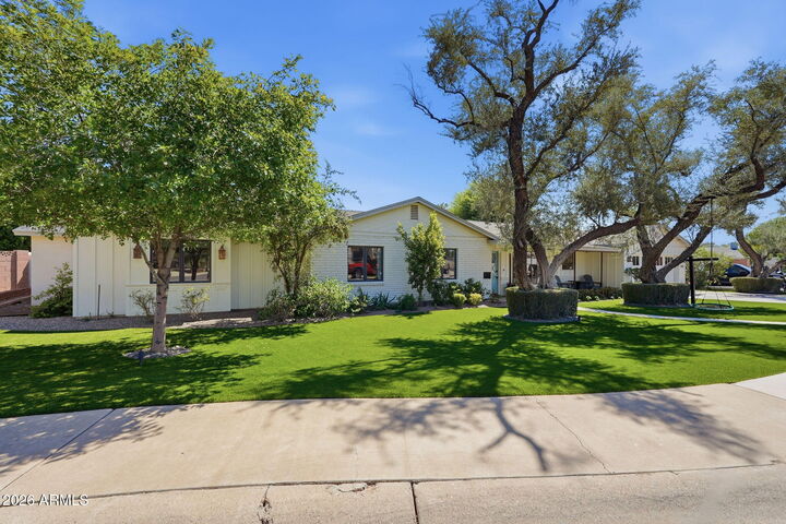 Property Photo:  3427 E Mariposa Street  AZ 85018 