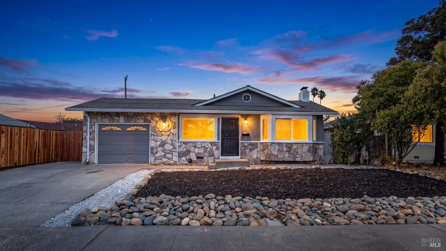 Property Photo:  1542 Henry Street  CA 94533 